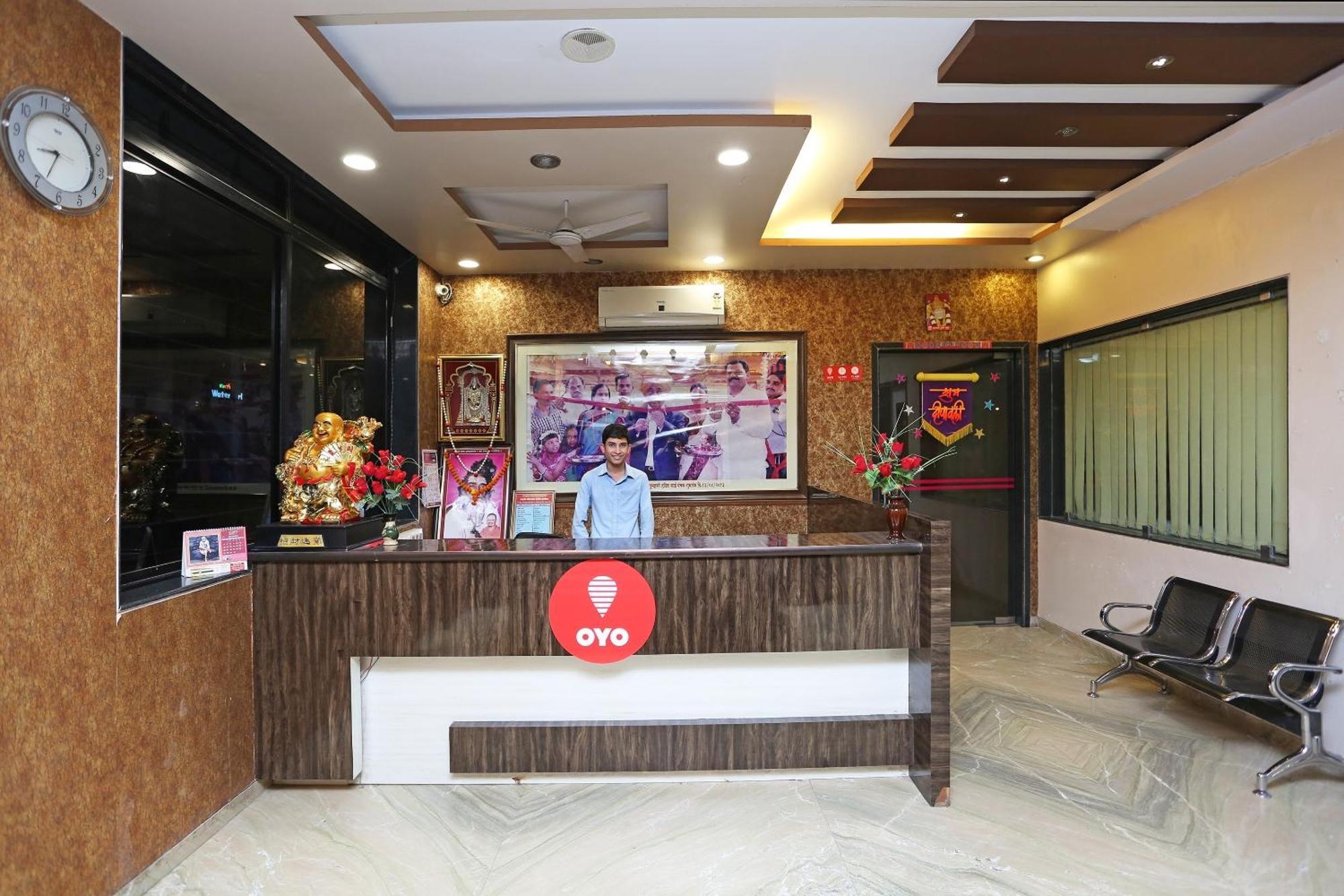 SPOT ON 10418 Hotel Sai Pancham Shirdi Esterno foto