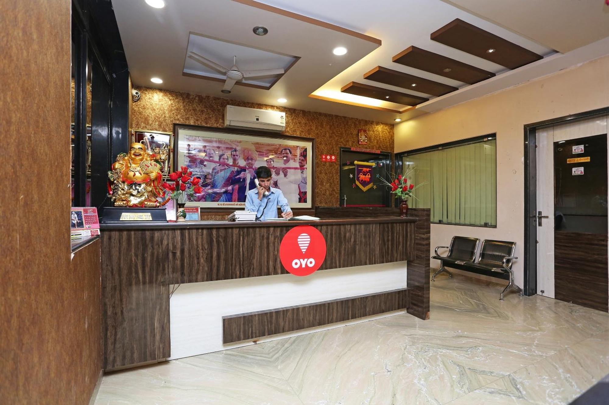 SPOT ON 10418 Hotel Sai Pancham Shirdi Esterno foto